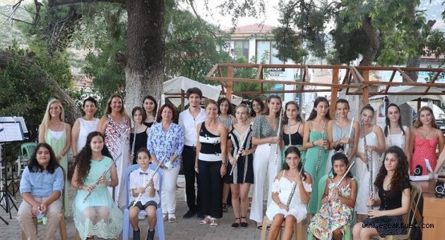 Piyano ve flütün muhteşem armonisi