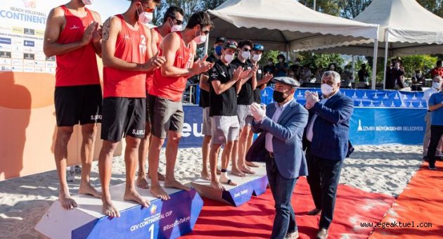 Plaj voleybolunda şampiyon Türkiye