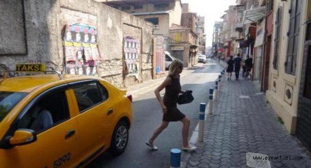 Rahip Brunson’un eşi iki hafta sonra ayine katıldı