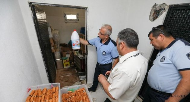 Ramazan pidesini garajda ürettiler