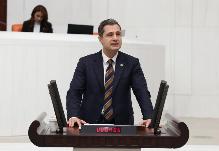 Yeni Parti İzmir Milletvekili Deniz Yücel: “Çocuk cinayetleri politiktir”
