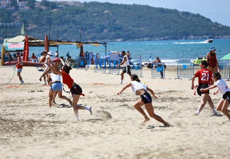 Efes Selçuk, Beach Flag Futbol Turnuvasına Ev Sahipliği Yaptı