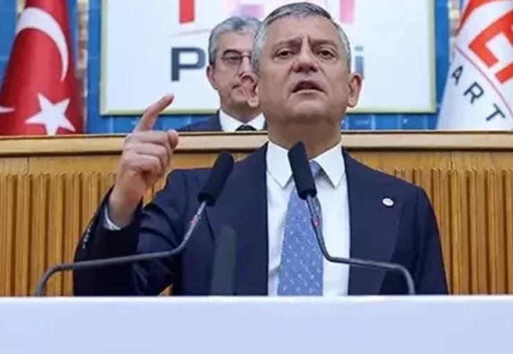 Özgür Özel YENİ Parti'nin Kararını Açıkladı: 'Barışın Önünde Durmayacağız'