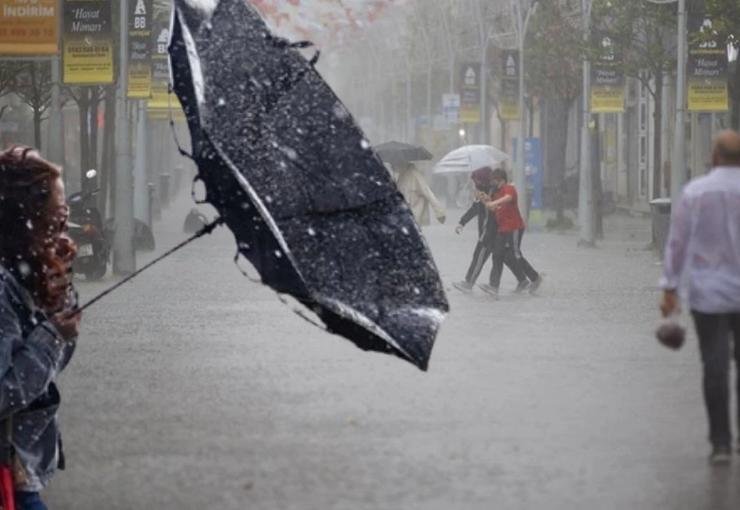 Meteoroloji açıkladı: Sağanak ve fırtına geliyor!