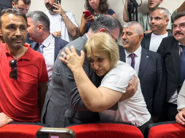 Erdoğan'dan Menderes'in yeni başkan vekiline tebrik telefonu: İnandık ve başardık