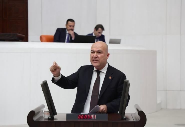 YENİ Partili Bakan’dan İçişleri Bakanı’na “Polis intiharları” soruları: “Hangi ülkede bir günde dört polis yaşamına son veriyor?”