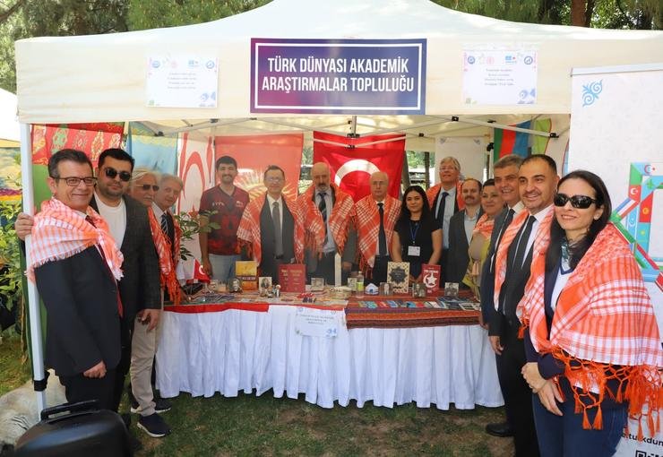 EÜ Türk Dünyası Araştırmaları Enstitüsü yeni öğrencilerini bekliyor