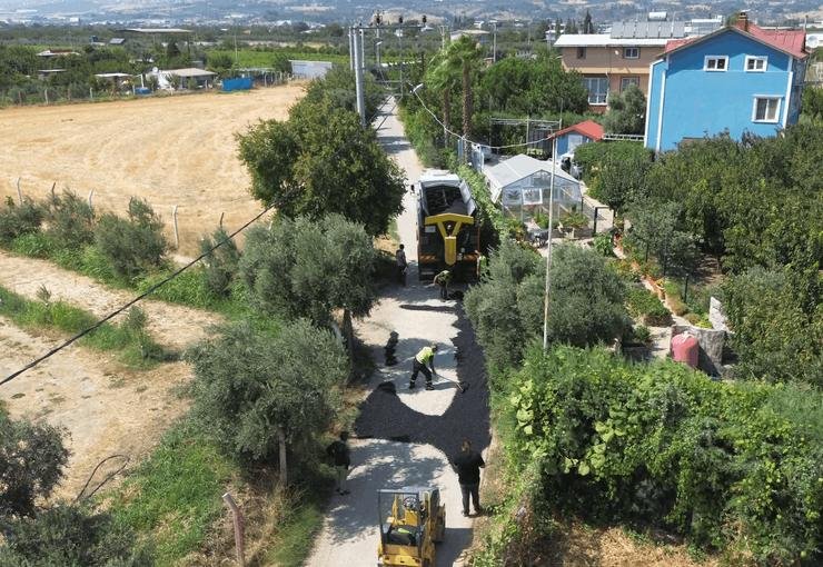 Kemalpaşa’da Asfalt Seferberliği Sürüyor