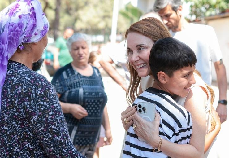 Başkan Mutlu, Konaklı komşularının evlerine konuk oldu