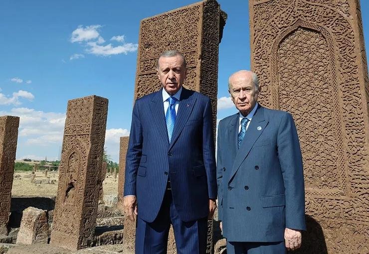 Cumhurbaşkanı Erdoğan ve Bahçeli bir araya geliyor
