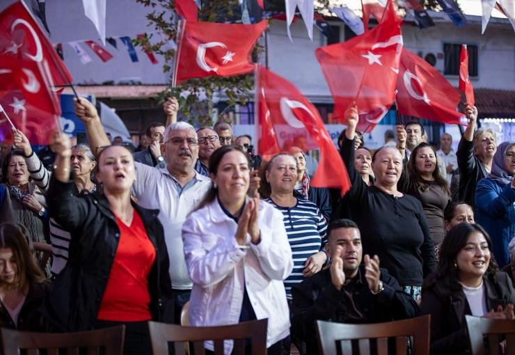 30 Ağustos coşkusu İzmir’in dört yanını saracak