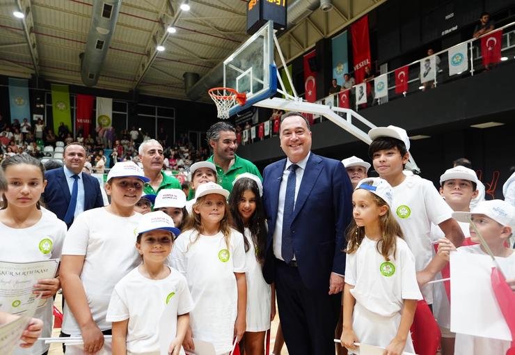 Yaz Spor Okullarında 5 Bin Çocuk Sporla Buluştu