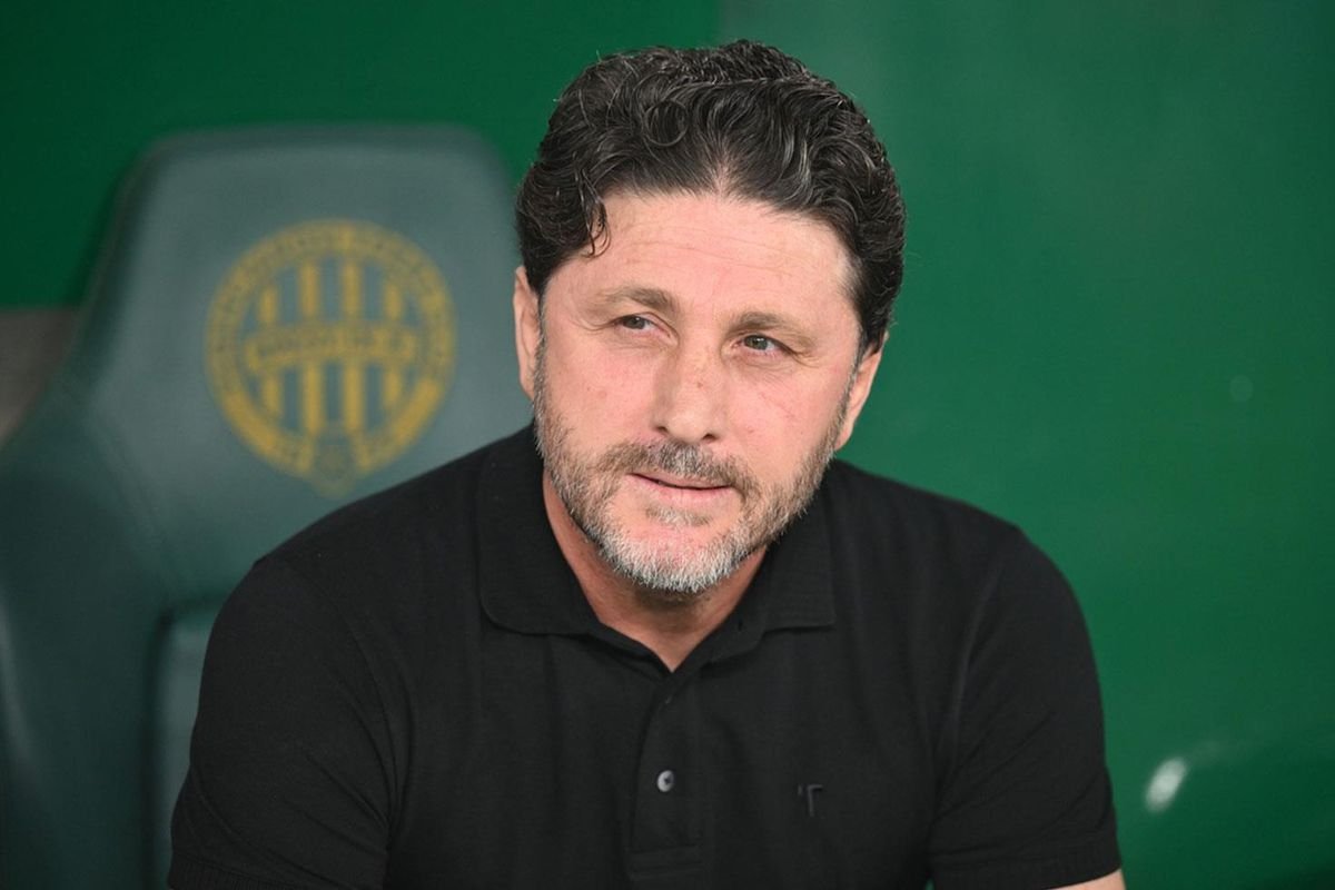 Trabzonspor teknik direktörü Fatih Tekke görevinden istifa etti