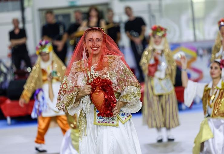 Büyükşehir’in Balkan dansları kursunda coşkulu final
