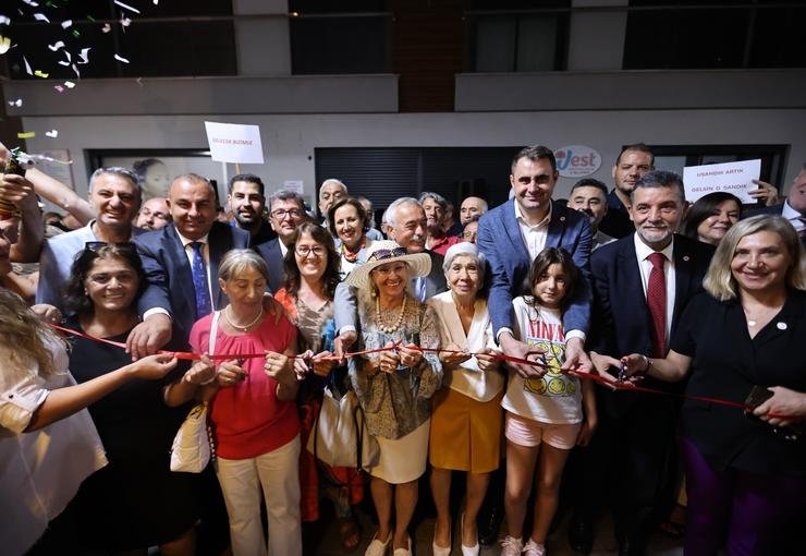 Başkan Güç Narlıdere’den seslendi: “Yeni parti halkımızın gerçek umududur”