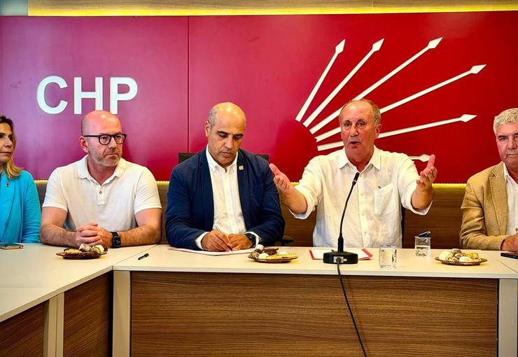 Muharrem İnce’den YENİ Parti açıklaması: CHP’de kalacağım