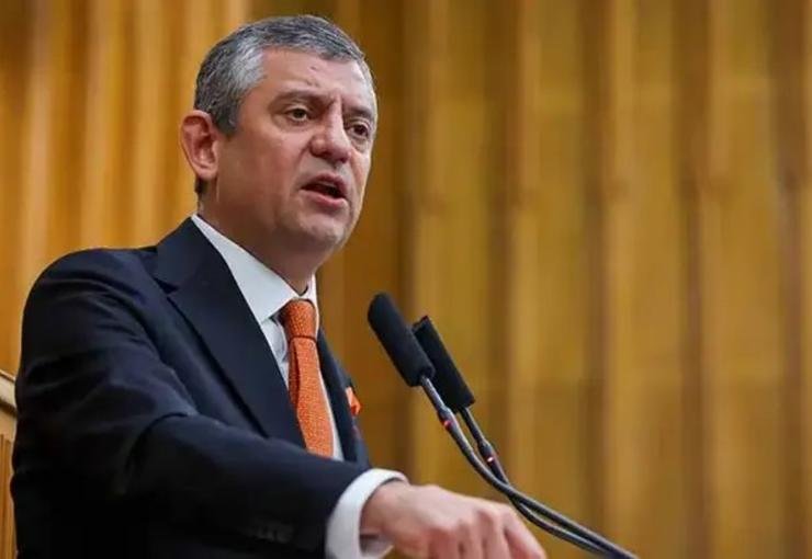 Özgür Özel'den Menderes seçimlerine ilişkin açıklama: "Suçüstü hali"