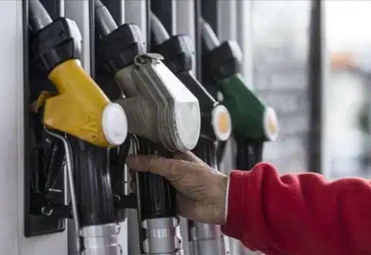 Motorine 8 lira 24 kuruş zam geliyor! Ankara ve İzmir'de 90 TL'yi aşacak