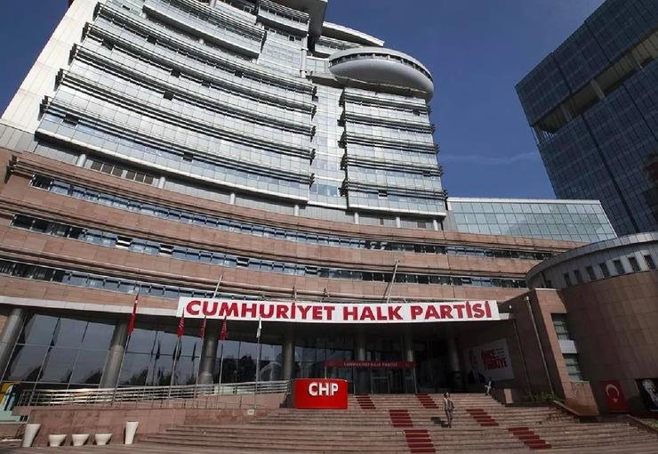 CHP’de 49 seçilmiş yönetici için kritik süreç: Kurultay bekleniyor