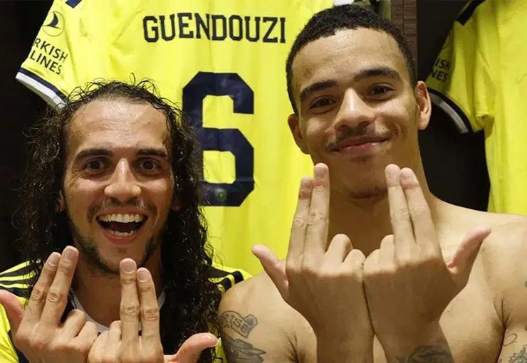 UEFA’dan Fenerbahçe ve iki oyuncuya soruşturma