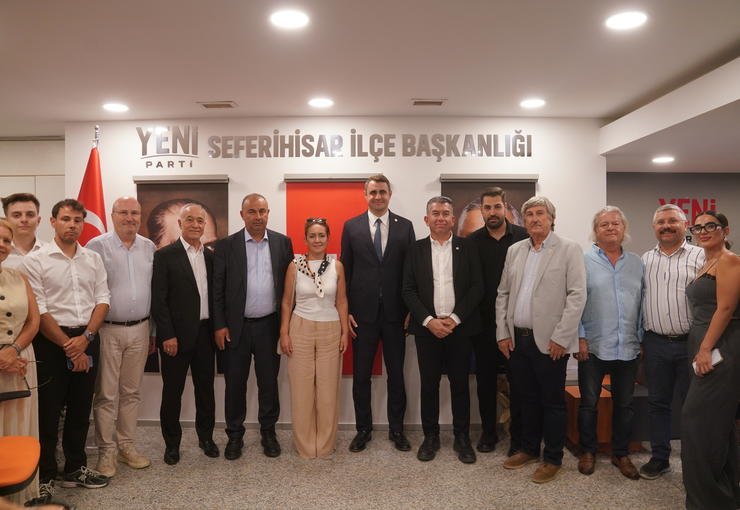 Yeni Parti Seferihisar’da ilçe binasını açtı: “Tek meselemiz Türkiye’nin geleceği”