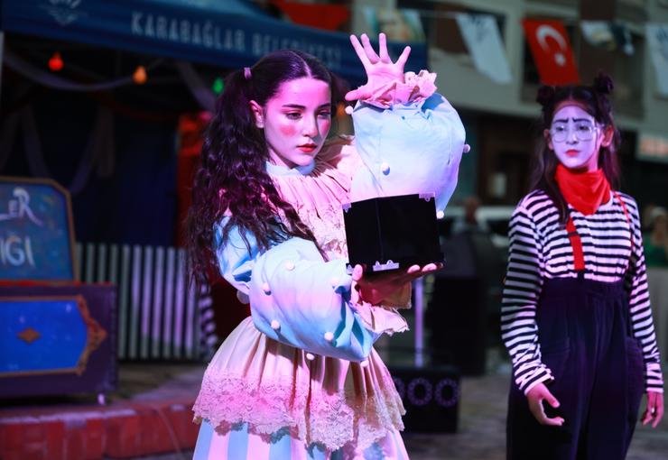 Başkan Kınay: “Karabağlar’ın çocukları bizim mucizemizdir”