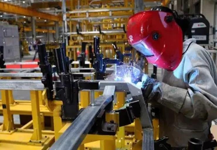 Sanayi Üretimi Temmuzda Geriledi: TÜİK Verileri Açıkladı