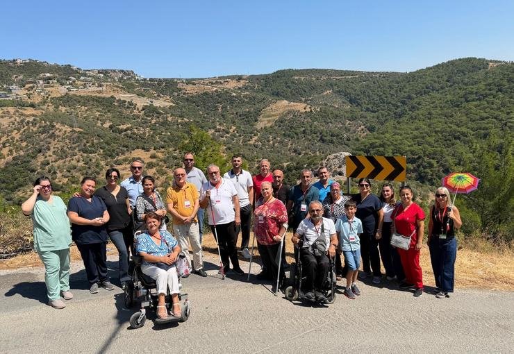 Bornova’da engelleri kaldıran kültür yolculuğu