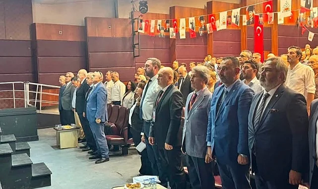 Kutlu Parti İzmir 1. Olağan Kongresi: Osman Serkan Çağlasa güven tazeledi