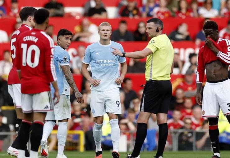 Manchester Derbisindeki Tartışmalı VAR Kararı Hakkında Resmi Açıklama