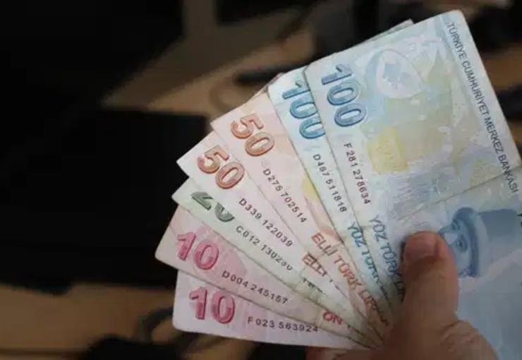 İkinci emeklilikte yeni gelişme: Maaşlardan yapılacak kesinti rafa kalktı