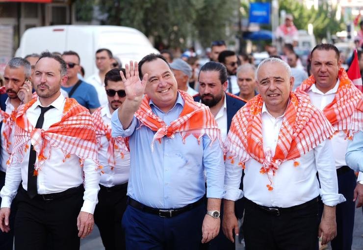 Salihli’de Yaşayan Selendililer Keşkek ve Cirit Şenliği’nde Buluştu