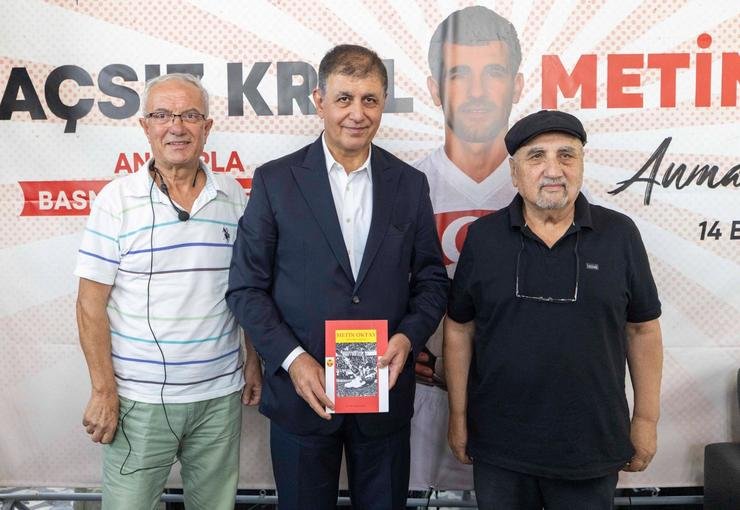 Tugay: Basmane’yi İzmir’in yeniden buluşma noktası yapacağız