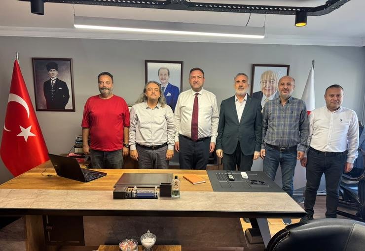 Başkan Gümrükçü 'den Siyasi Partilere Ortak Akıl Ziyaretleri
