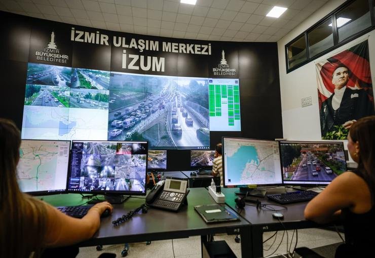 Okul trafiği İZUM’un yakın takibinde