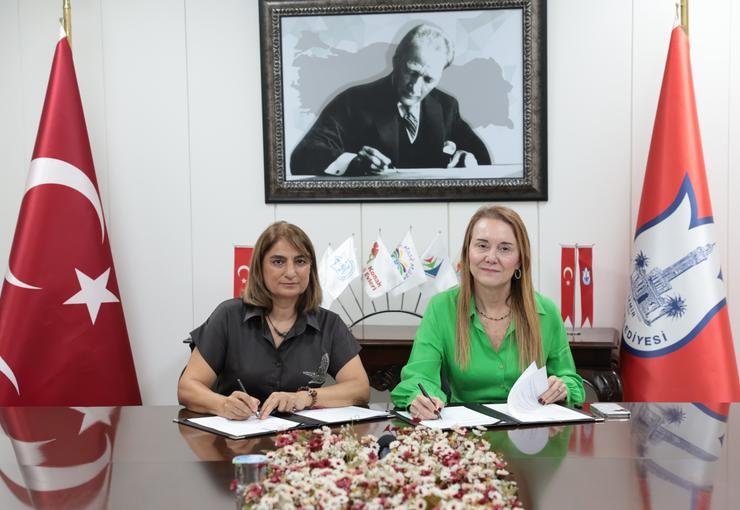 Türkiye’de bir ilk: Konak’ta kadın cinayetlerine karşı güçlü iş birliği