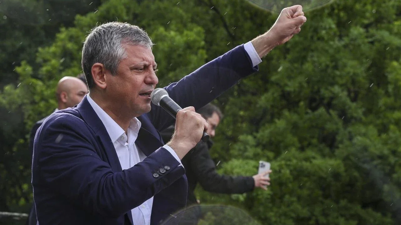 Özgür Özel İzmir’e geliyor! Ön seçimi yerinde takip edecek