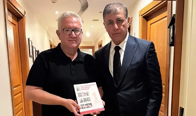 Cemil Tugay'dan Özfatura ailesine taziye ziyareti
