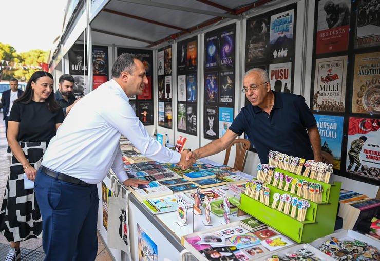 7. Homeros Kitap Günleri kapılarını coşkuyla açtı