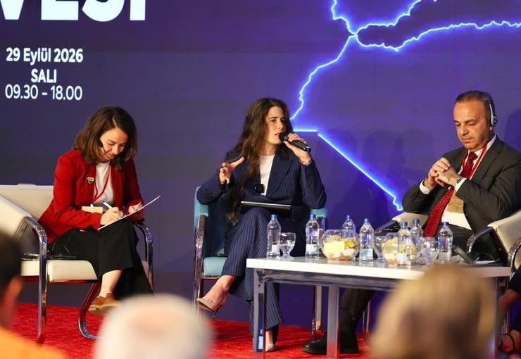 Lâl Denizli, Akdeniz İklim Zirvesi’nde Çeşme’nin iklim politikalarını anlattı