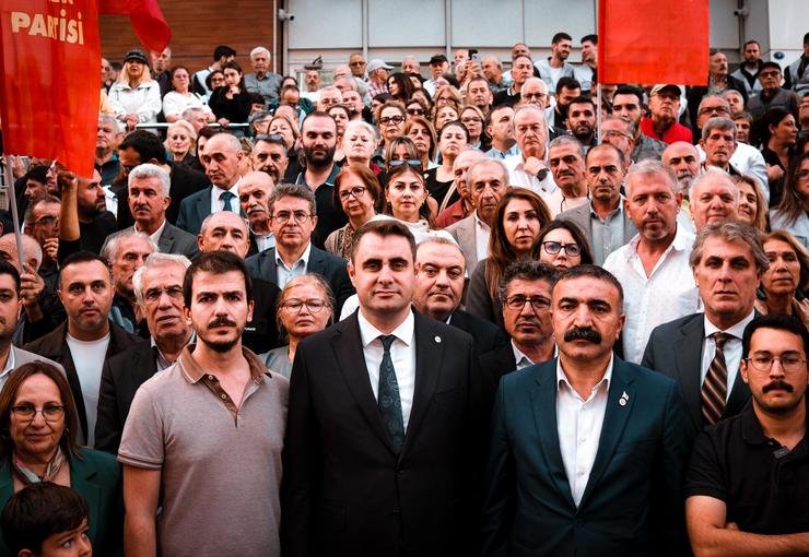 Başkan Güç Çiğli’den seslendi: “Milletimiz iradesini çiğneyenleri unutmaz”