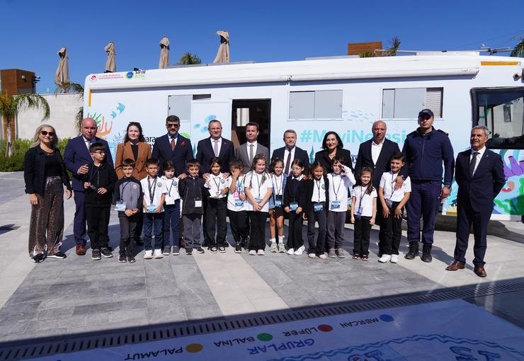 Mavi Nefes Eğitim Otobüsü heyecanı Ayvalık’ta devam ediyor