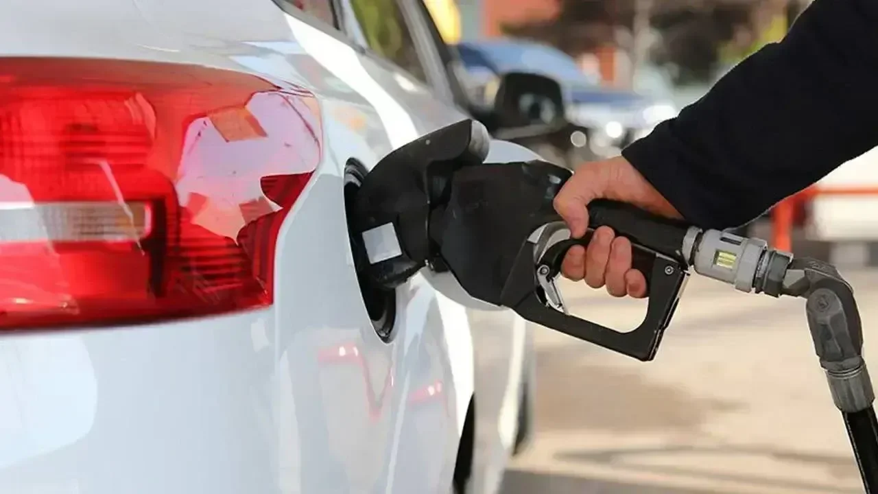 Motorin indirimi sonrası tabelalar netleşti! Büyük indirim pompaya yansıdı