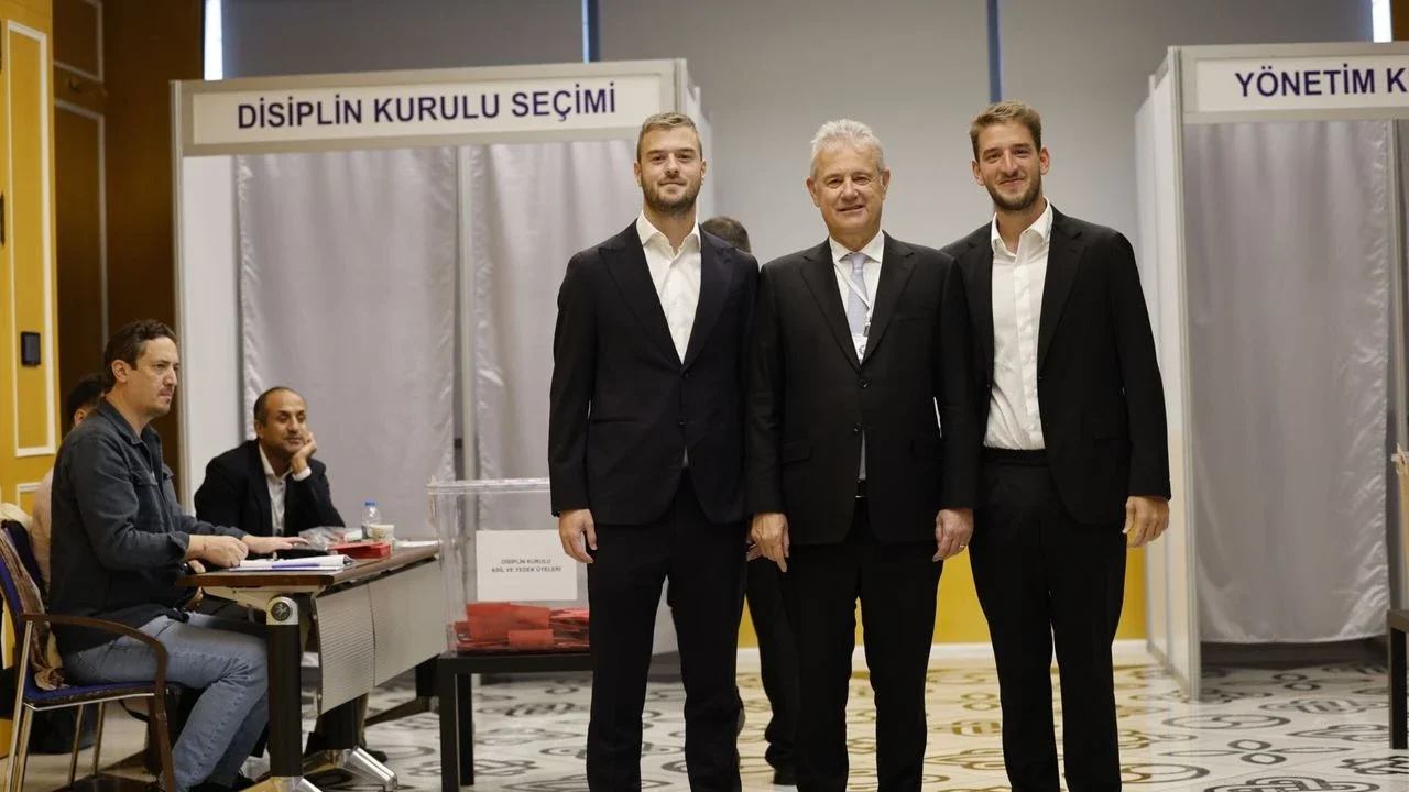 İZTO’da Mahmut Özgener yeniden başkan seçildi