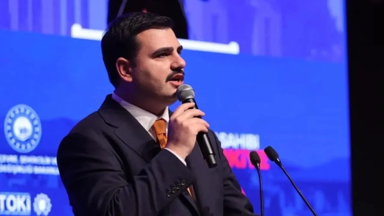 Eyyüp Kadir İnan duyurdu: AK Parti’den 1,6 Milyon TL’lik tazminat davası! Hangi isim için ne kadar tazminat isteniyor?