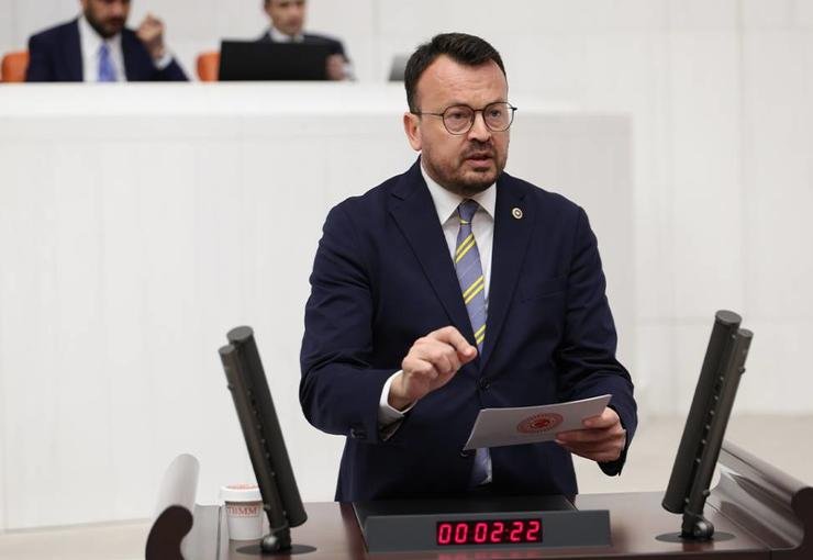Şeref Arpacı’dan Fon Krizi Tepkisi: “Hırsız İçeriden Olunca Kapı Kilit Tutmuyor”