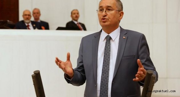 RTÜK Başkanı dört köşe!"