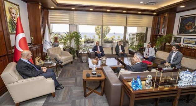 Sağlık İşçileri Sendikası’ndan teşekkür ziyareti