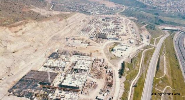 Sağlık kampüsü inşaatı yükseliyor