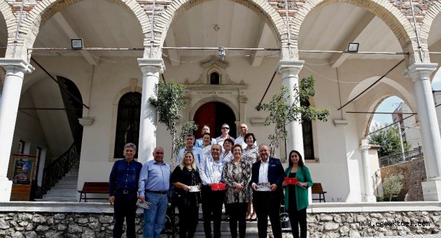 Sanayiciler Konak’ın tarihine hayran kaldı